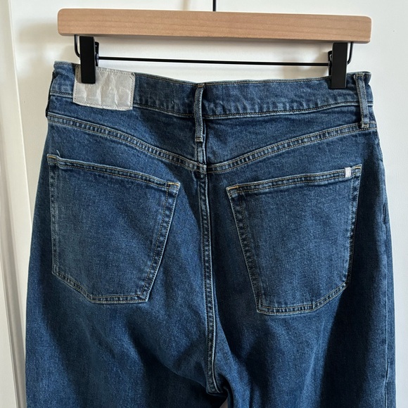 Everlane The Original Cheeky Jean - Picture 3 of 9